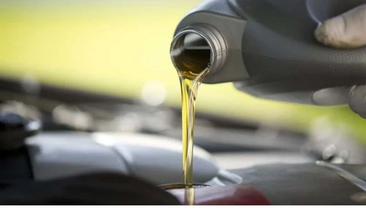 Thay dầu xe ô tô