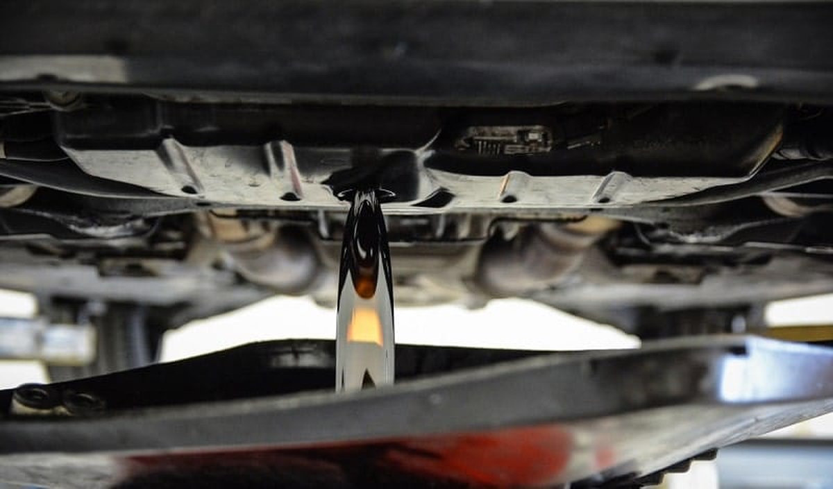 Bảo dưỡng ô tô 20.000km uy tín