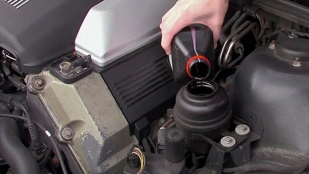 Nhớt trợ lực tay lái