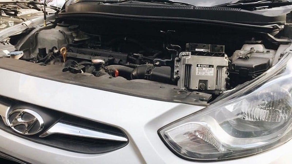 sửa chữa điều hòa xe hyundai