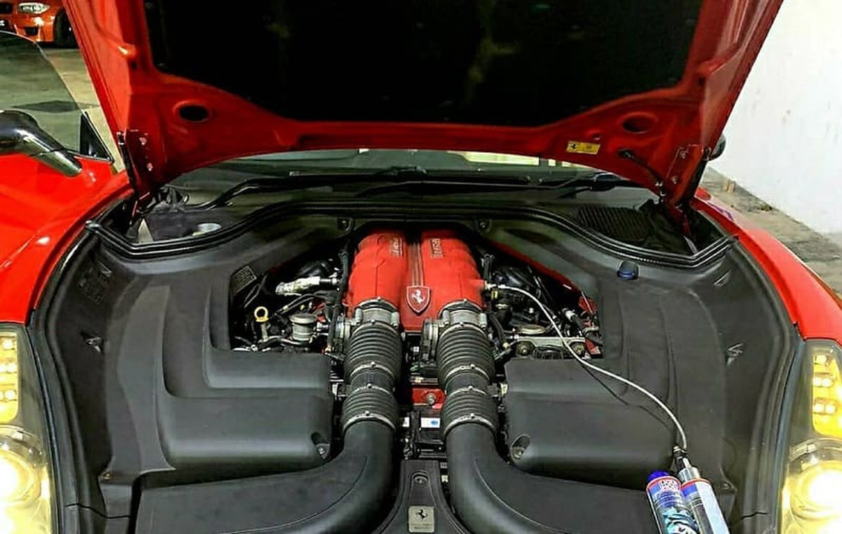 Gara sửa chữa xe Ferrari Hà Nội uy tín 