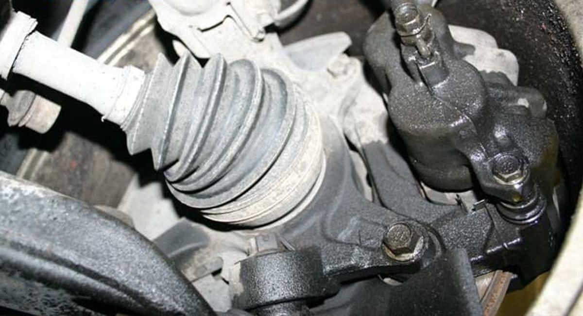 Chỉ dẫn kiểm tra dầu phanh ô tô