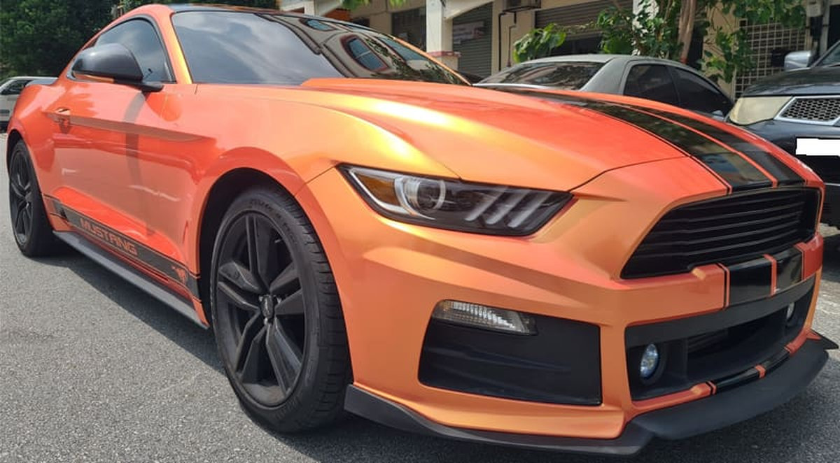 Dán decal xe ô tô đẹp