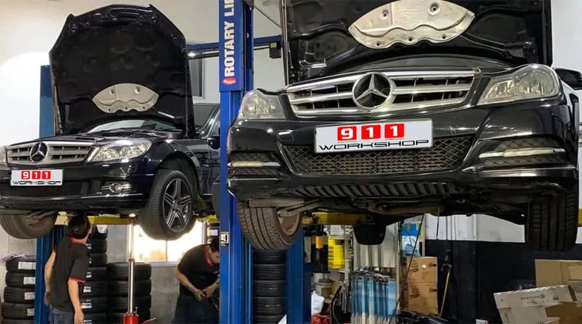 Dịch vụ sửa chữa xe ô tô bị chảy dầu dưới gầm