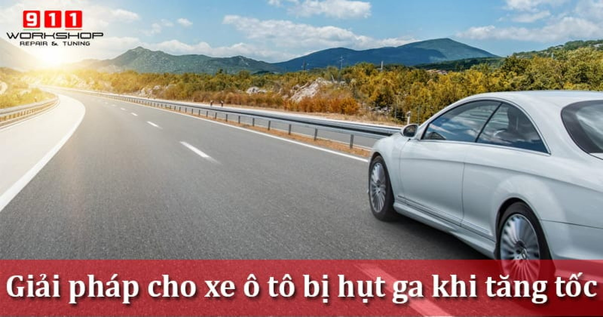 Xe ô tô bị hụt ga