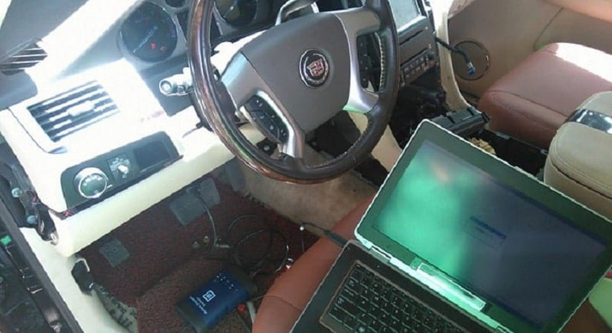  Chẩn đoán lỗi xe Cadillac