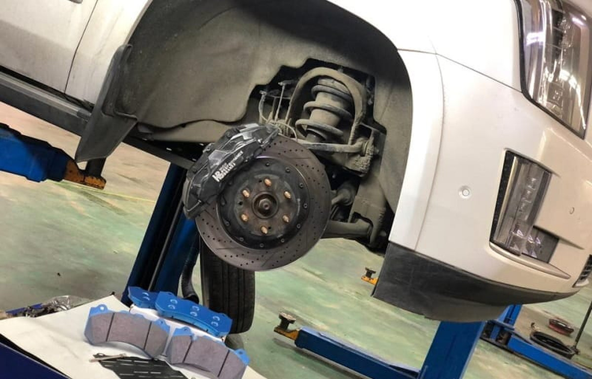 Gara sửa chữa xe Cadillac uy tín