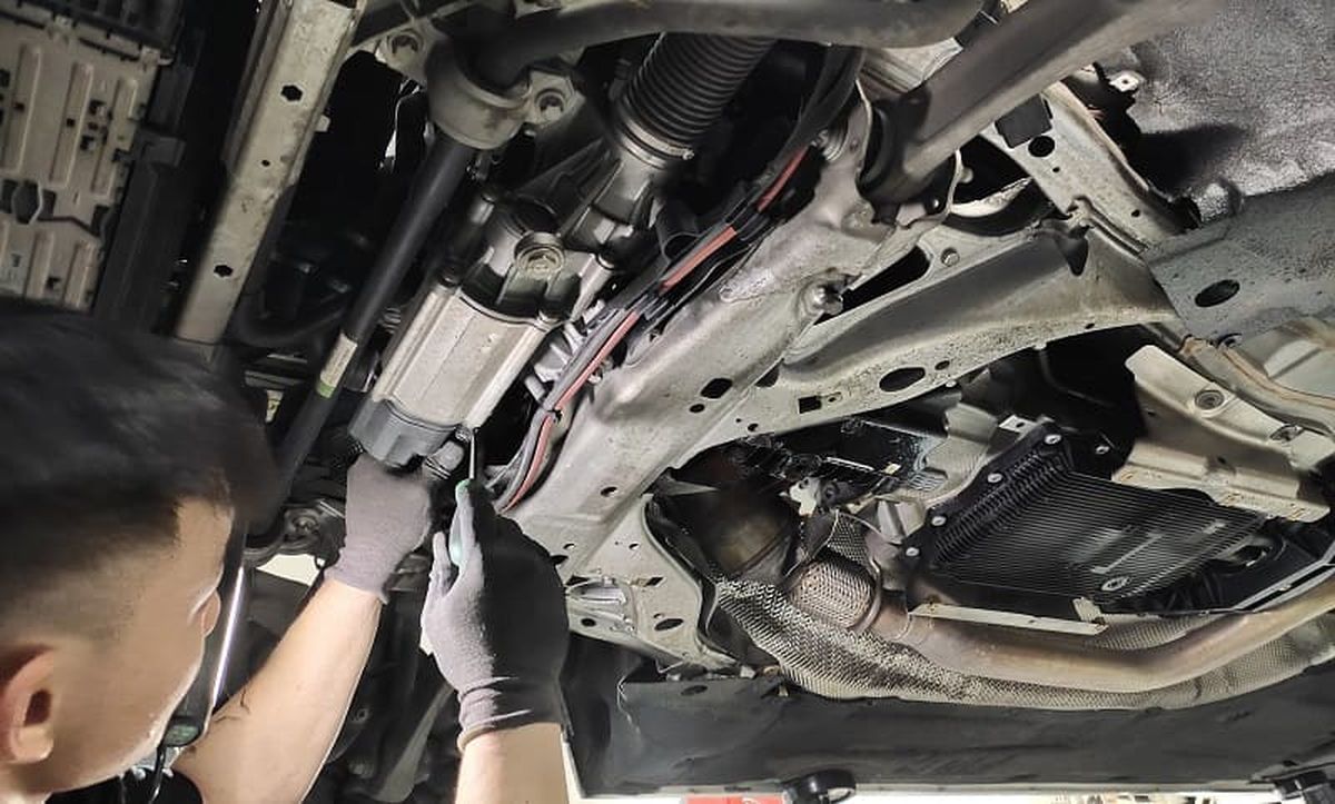 Gara sửa xe BMW 320i chi tiết