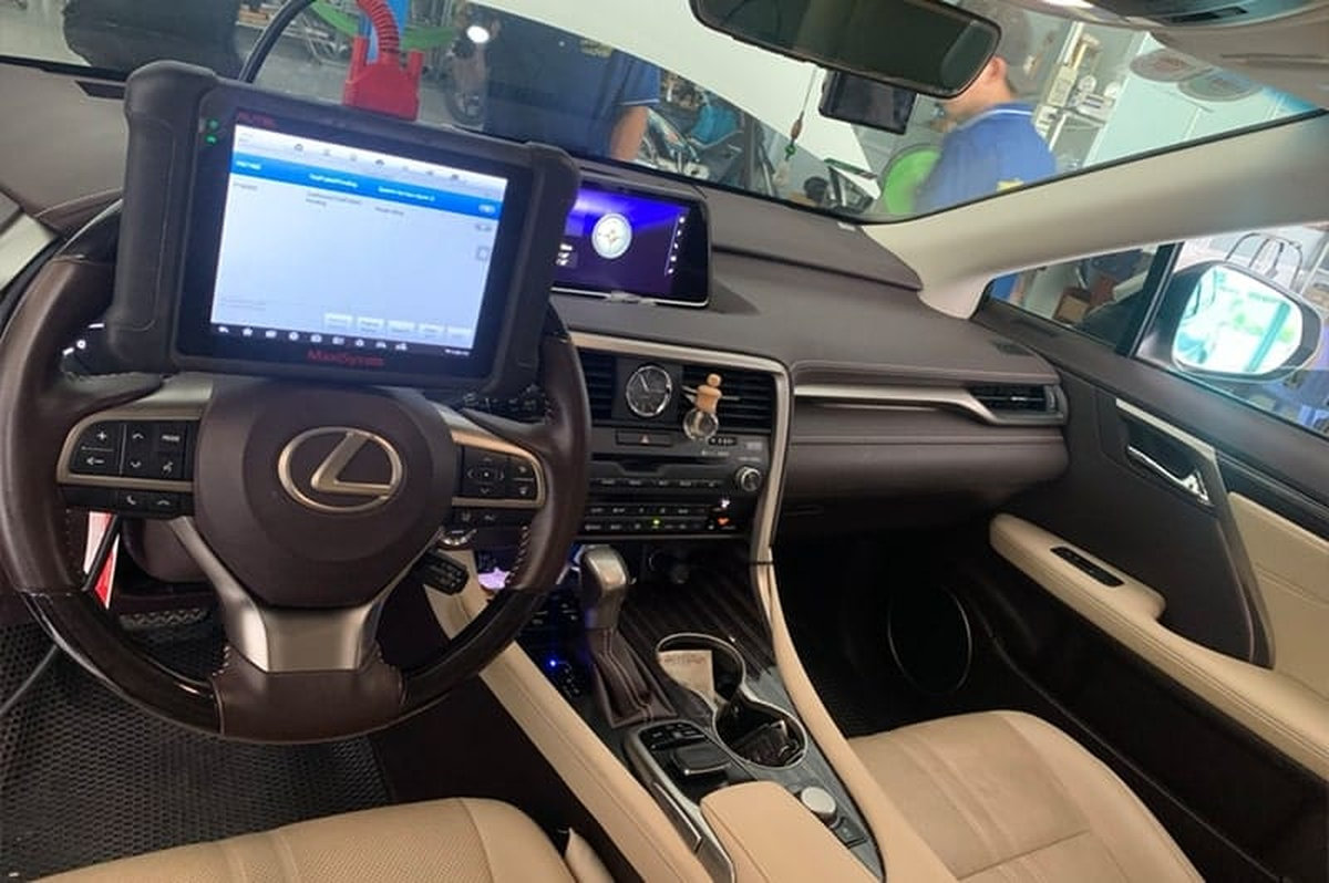 Gara sửa động cơ xe Lexus giá tốt  