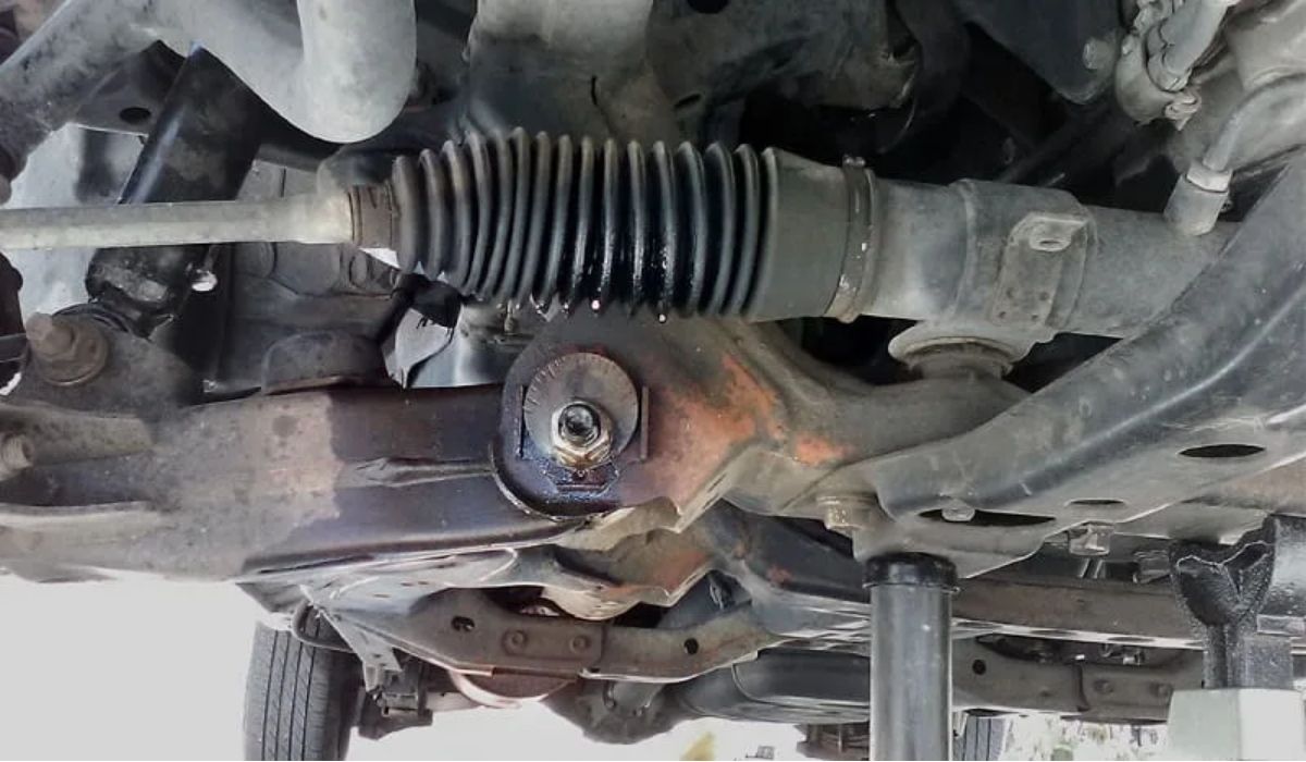 Giảm xóc xe ô tô