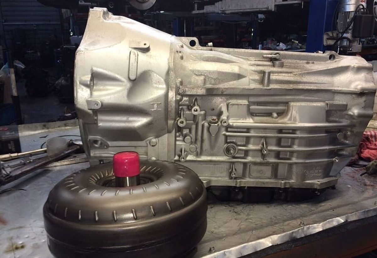 Sửa chữa hộp số xe ô tô