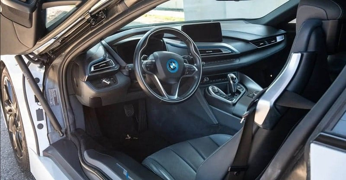 Tham khảo chi phí sửa chữa BMW i8