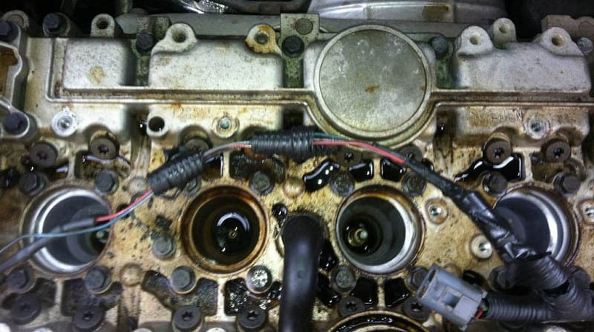 Dấu hiệu hao nước làm mát ô tô