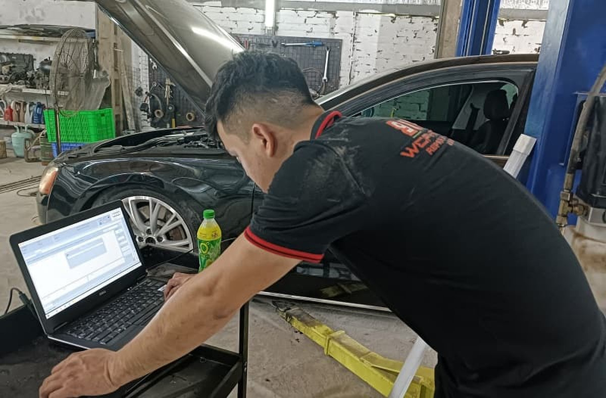 Gara chẩn đoán lỗi cảm biến trên ô tô tại Hà Nội