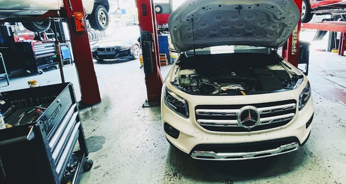 sửa xe Mercedes GLS chuyên sâu