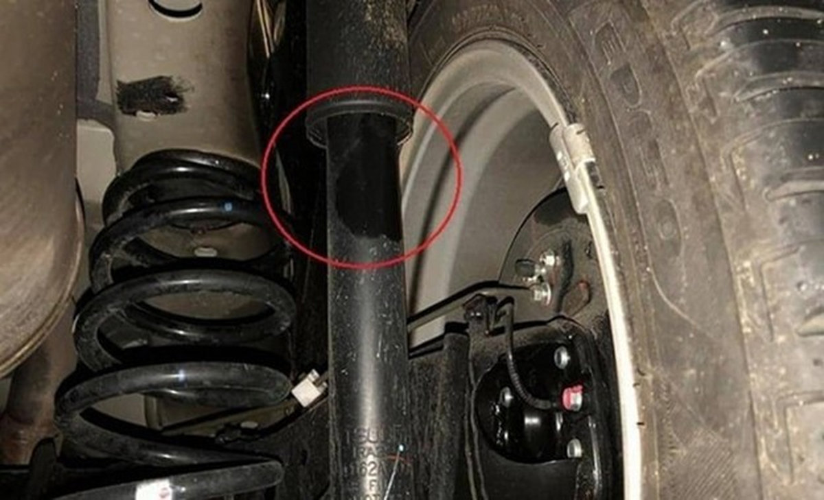 Hư hỏng hệ thống treo ô tô gây rung lắc khi vận hành