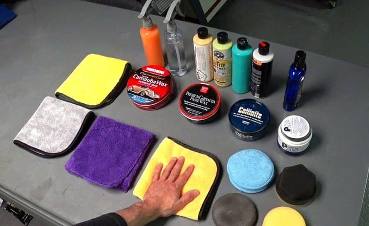 Cách tự chăm sóc ô tô tại nhà hiệu quả