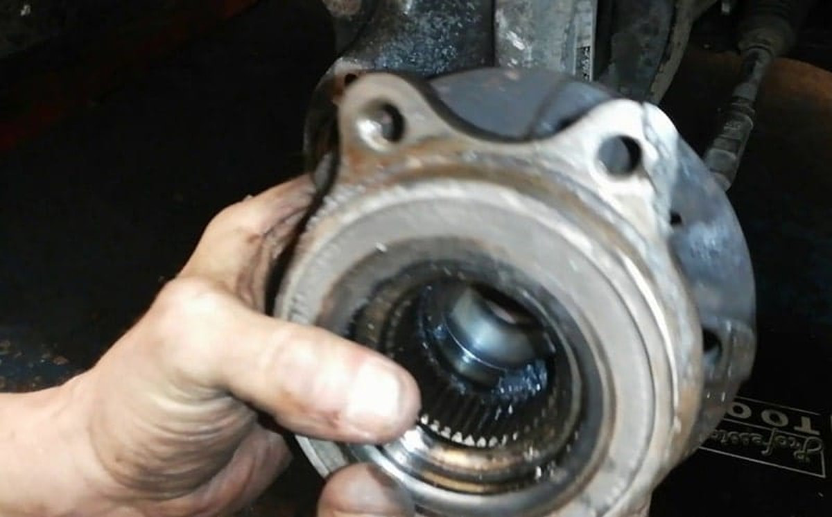 Bể Bạc đạn ô tô