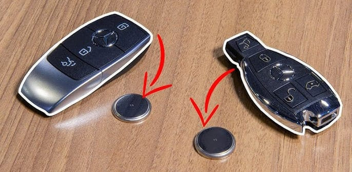 Hướng dẫn cách thay pin chìa khóa xe Mercedes