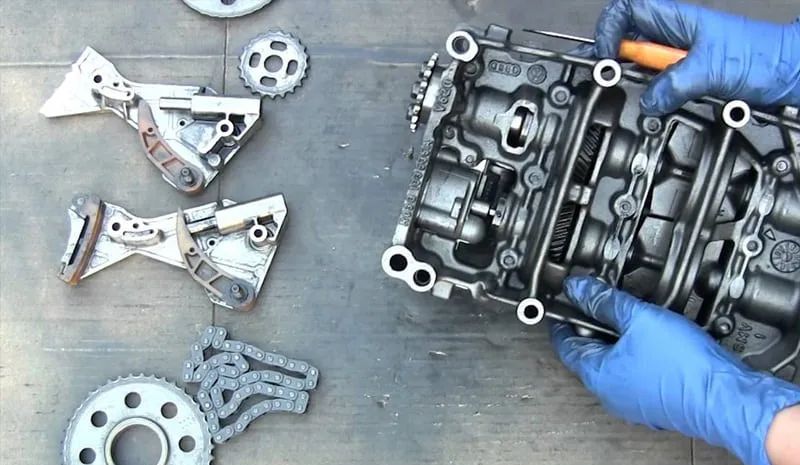 Bơm dầu xe ô tô