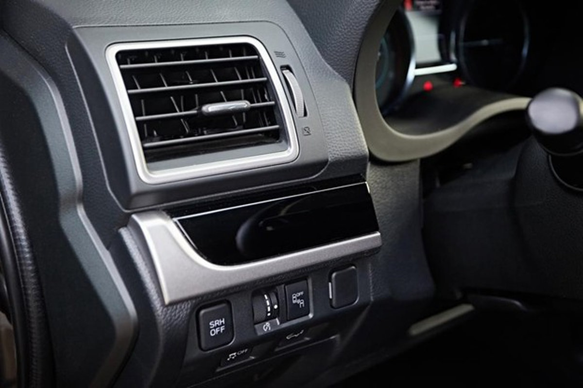 Máy lạnh xe hơi không lạnh