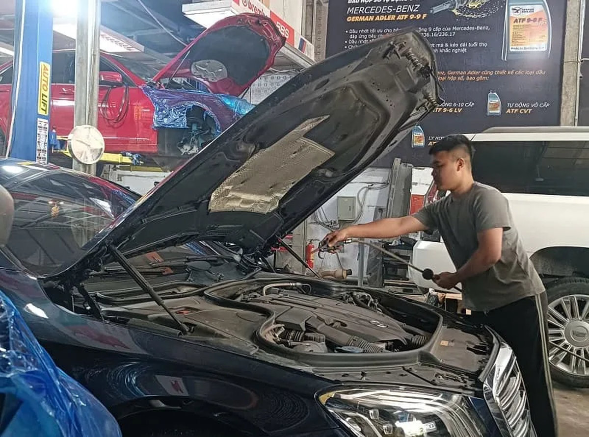 Xe ô tô chết máy khi giảm ga