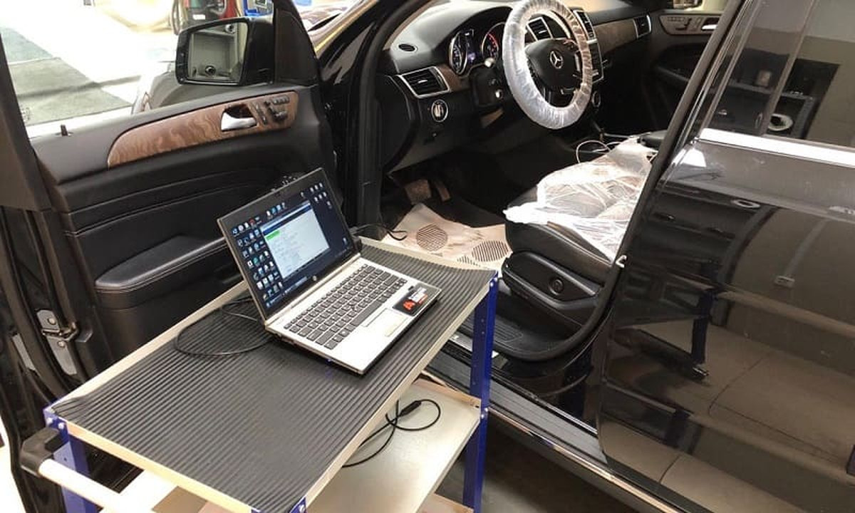 garage sửa chữa xe Mercedes