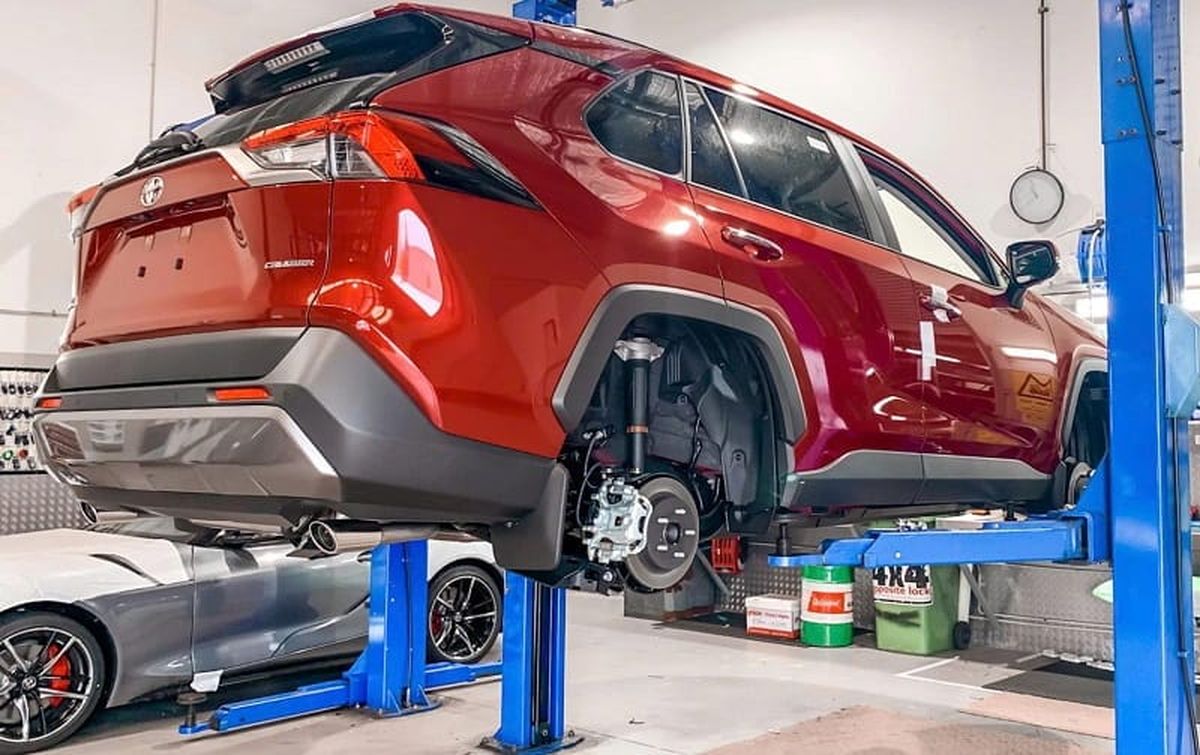 garage sửa chữa xe Toyota